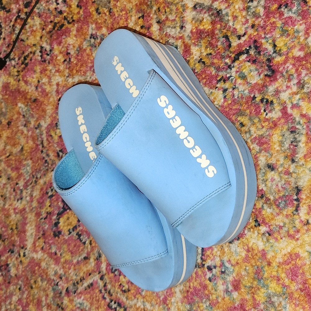 Sketchers Eva Sole size 7